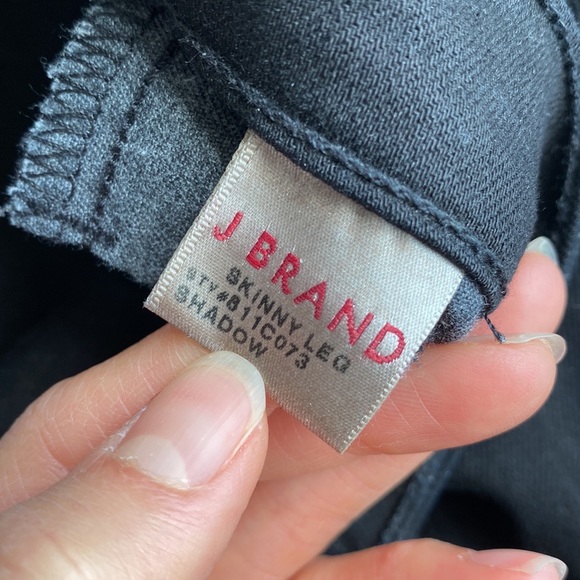 J brand - black jeans - size 29 - skinny leg style # 811c073 shadow - Picture 4 of 5